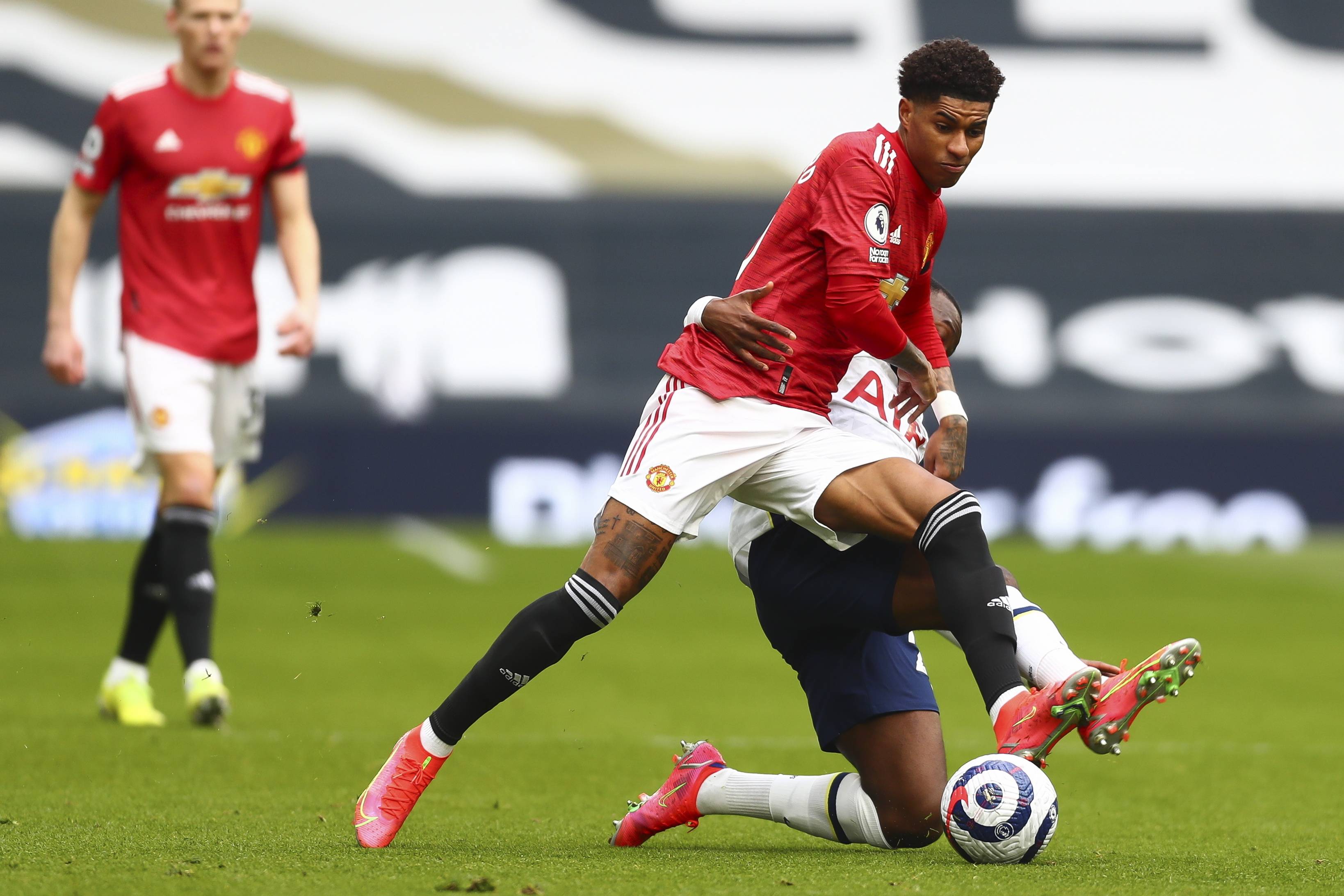 嫩具备一定 嫩具备一定